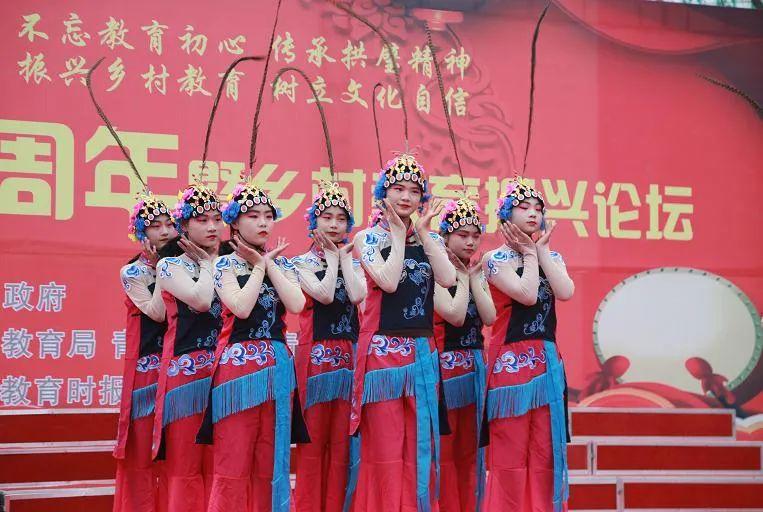 近期教师教育热点问题分析:破解教师职业发展困境,让教育更轻松高效 近期教师教育热点问题分析:破解教师职业发展困境,让教育更轻松高效