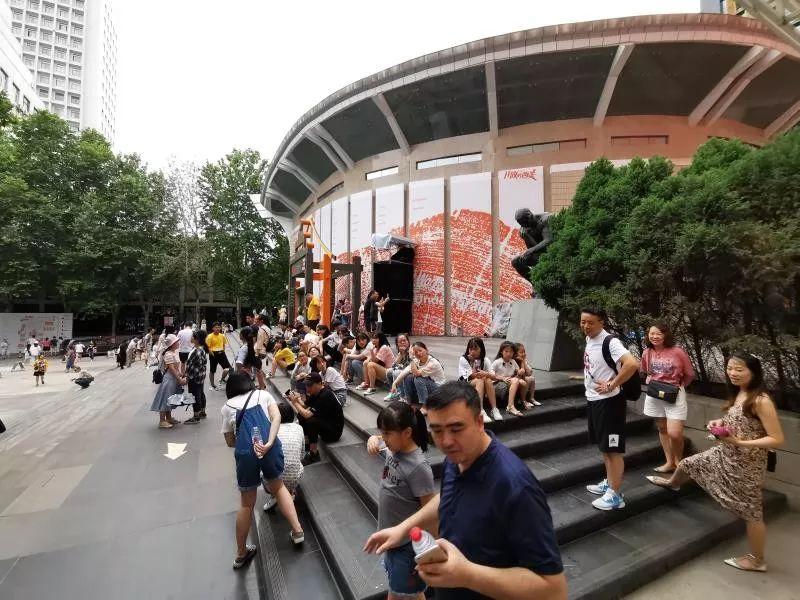 教育新闻稿怎么写?掌握这5大技巧,轻松写出专业又吸睛的教育报道