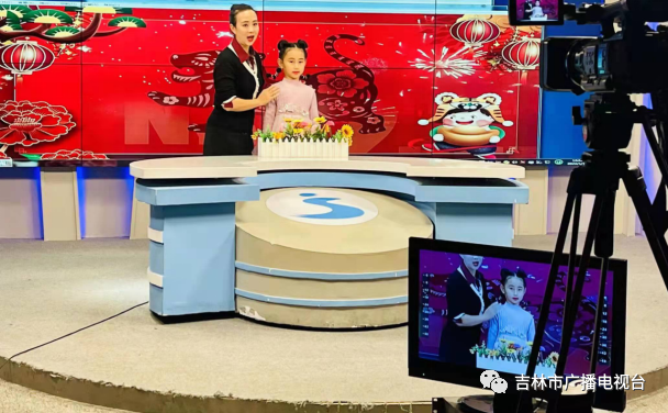 教育新闻直播间怎么进入主持人？从观众到主播的完整成长指南